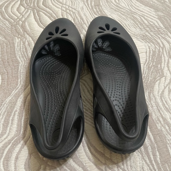 Crocs - Picture 2 of 3